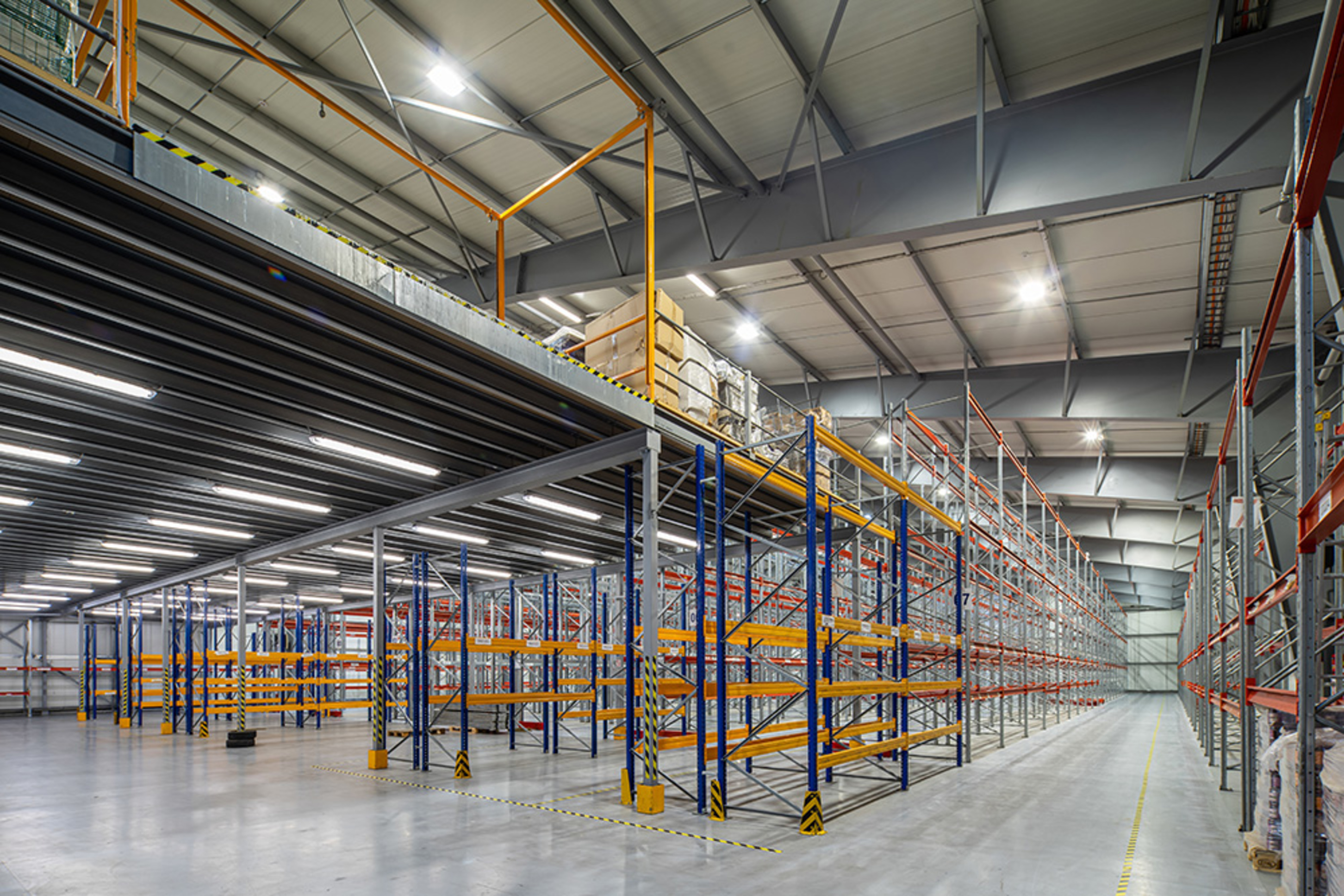 Industrie & Gewerbe bei V-Tech Elektroinstallation in Königsbrunn